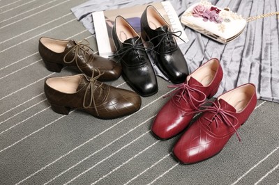 卡蒂妮娜真皮鞋業