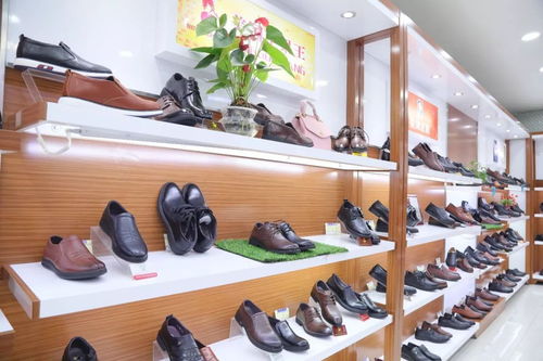 千足鞋業給全市人民拜年啦